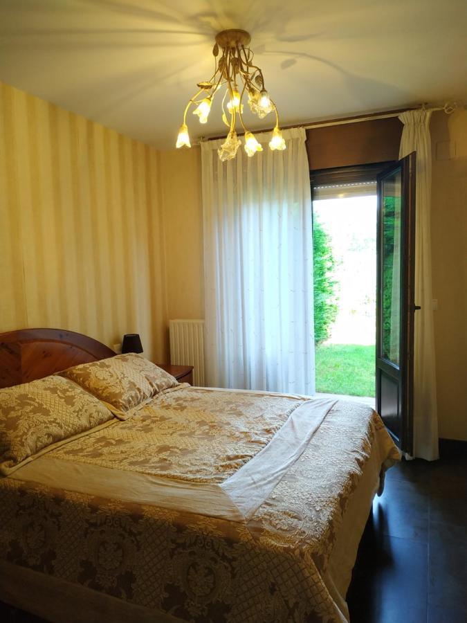 Apartamento Golf Con Jardin Sojuela Ngoại thất bức ảnh